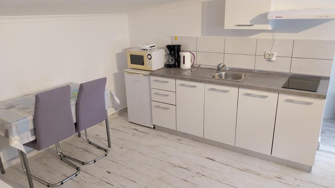 Jan 4 Apartment Pula Ngoại thất bức ảnh